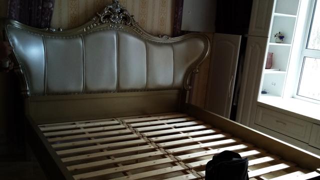 家具磕碰退换货