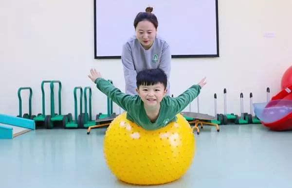 潜能开发课程引领成长之路