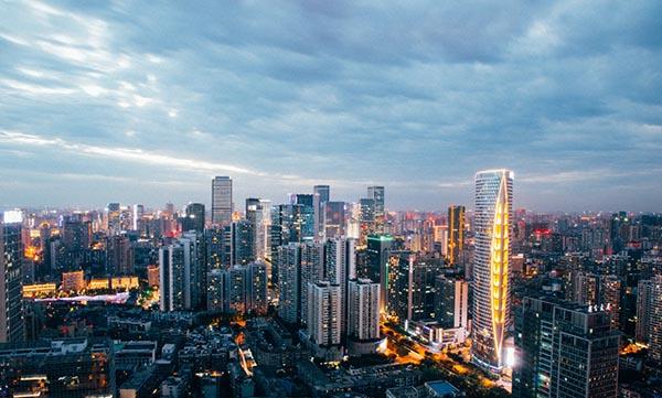 十年来gdp上升最快的城市_近十年中国gdp数据图
