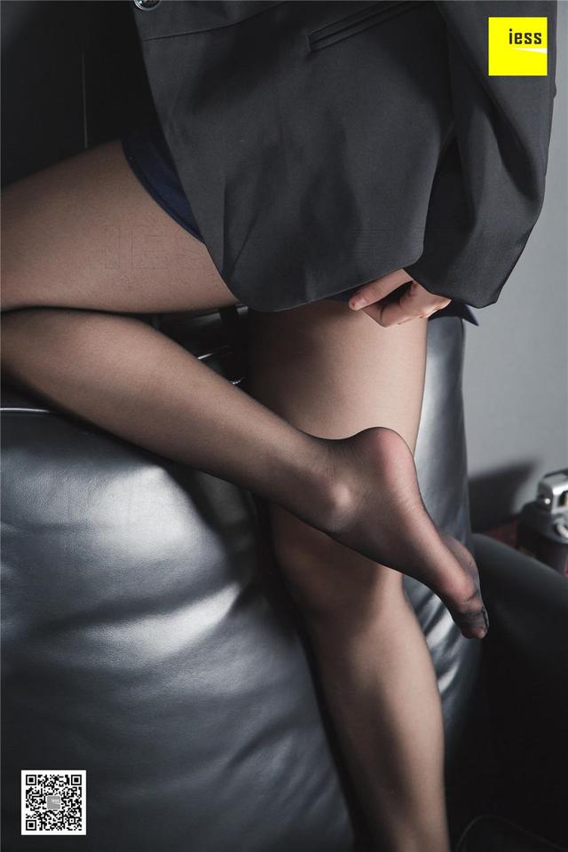 异思趣向美女秋秋