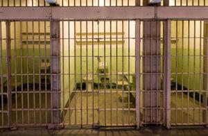 Jail of American California diabolical island, 336