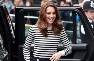 Marriage change after the hearsay Princess Kate shows a body, wear pants of broad leg of collocation