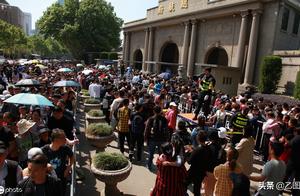 "51 " day of 4 days of holiday head, each great 