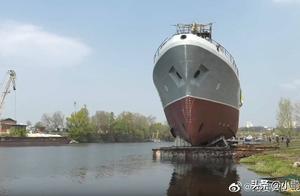 Wu Kelan is naval and medium-sized scout ship enters the water