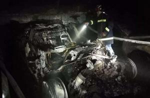 Spontaneous combustion of 1 million tesla, had not