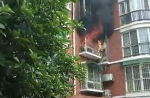 Does Changsha give birth to brandish first the kni