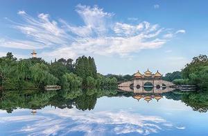 The natural scene below camera lens, experience the beautiful view on the earth