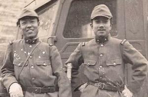 Those shameless photographs in Japanese schoolbook