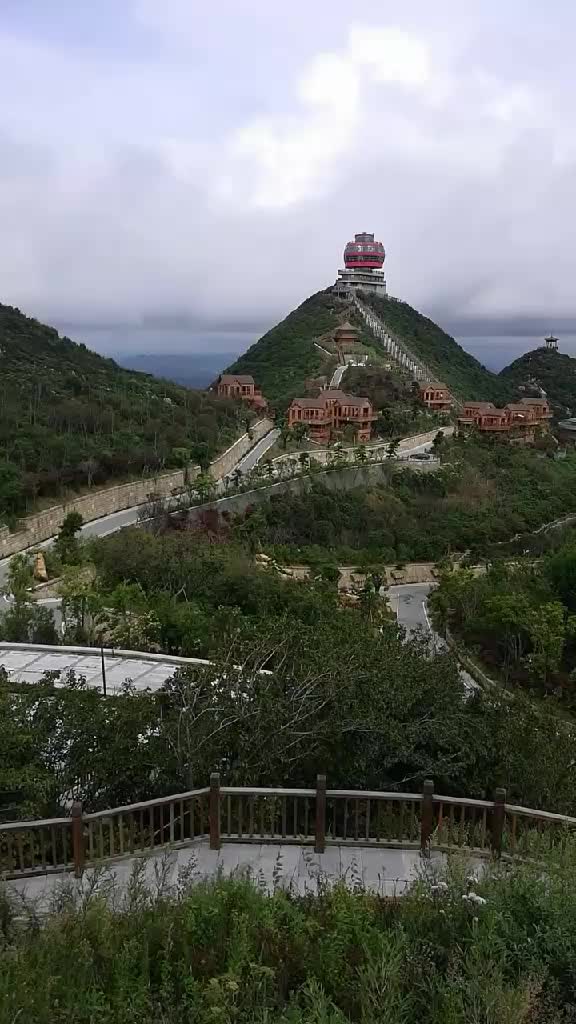 中國涼都貴州六盤水梅花山度假公園