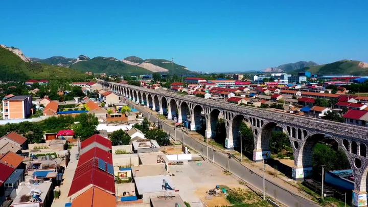 唐山河北东风渠建成于1979年解决遵化南部山区的饮水