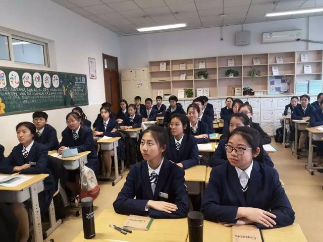 準備著，讓青春在廣闊天地中綻放——青島外事學校邀請行業專家開展實習學生崗前培訓